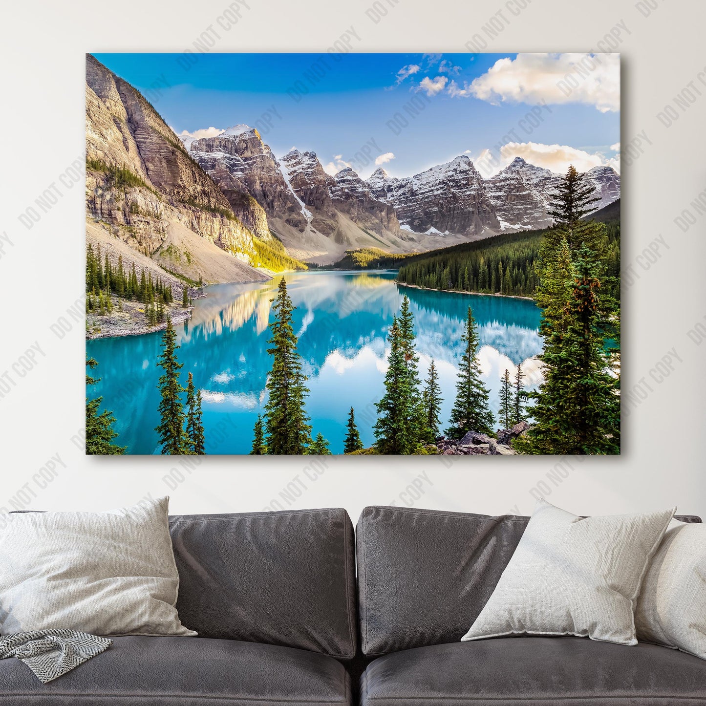 Moraine Lake & Mountain Range, Banff Canada