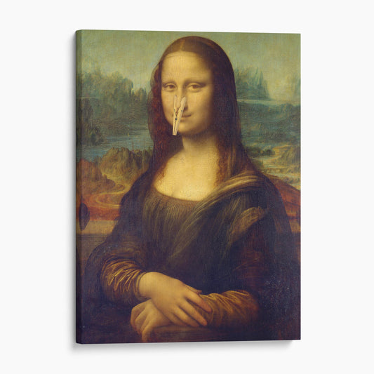 Mona Lisa Plugging Her Nose