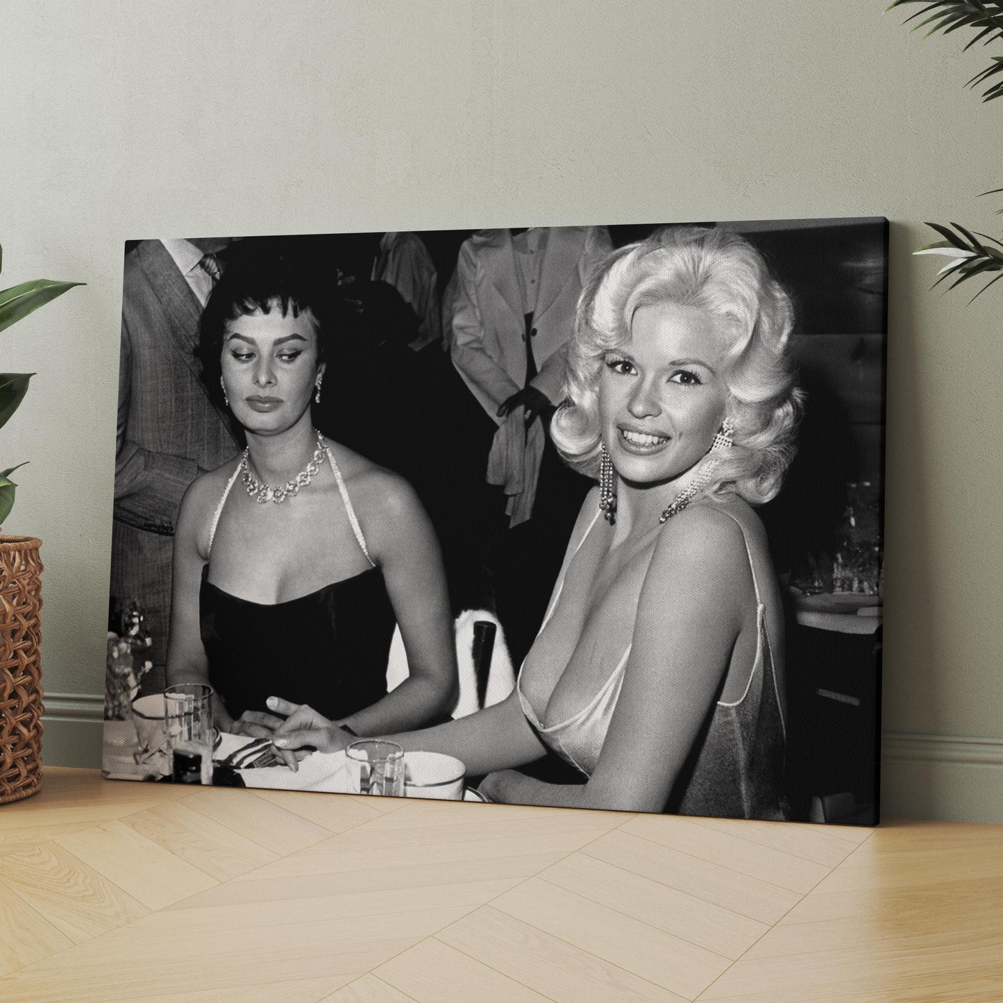 Jayne Mansfield Sophia Loren The Side Eye