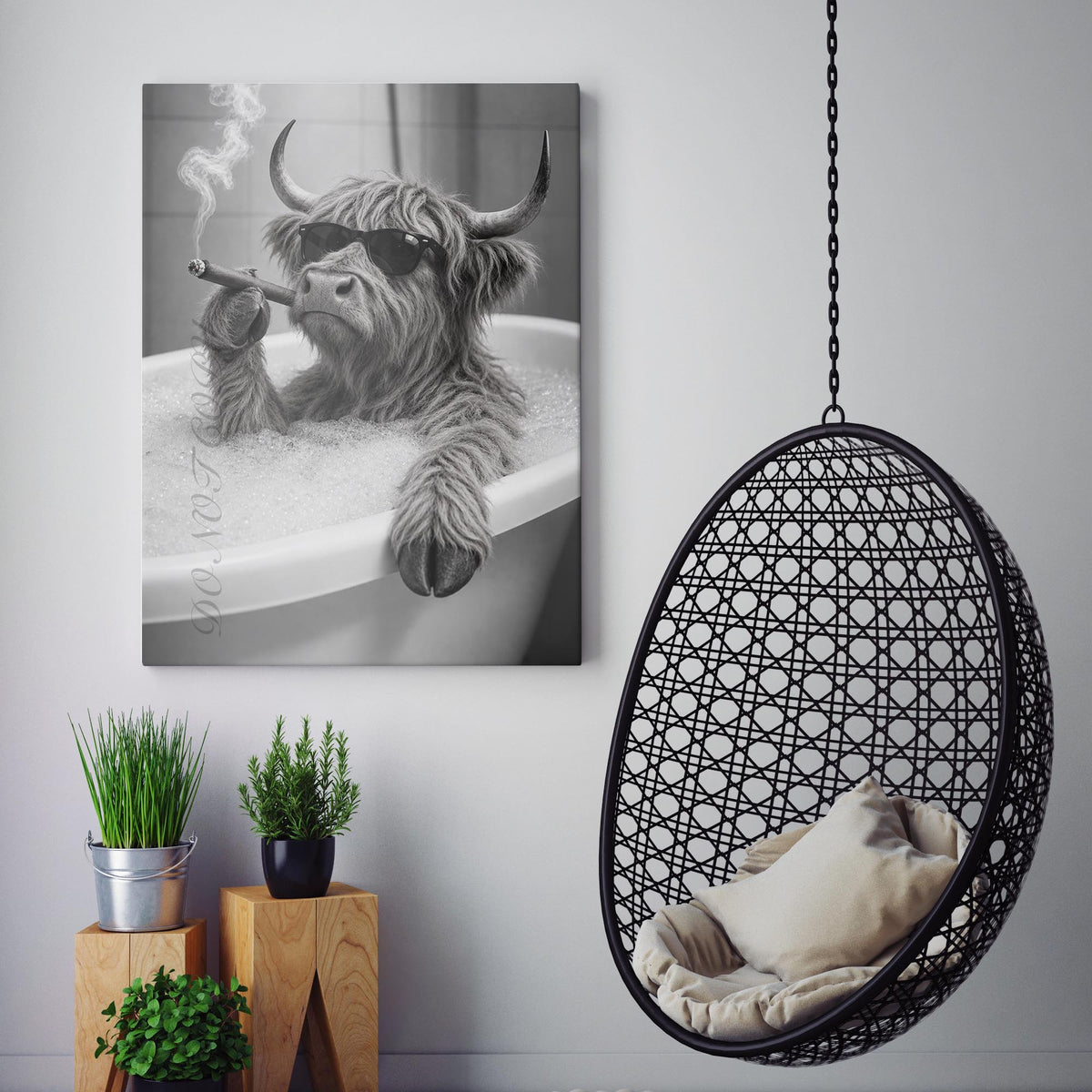 Highland Cow Bathtub Cigar